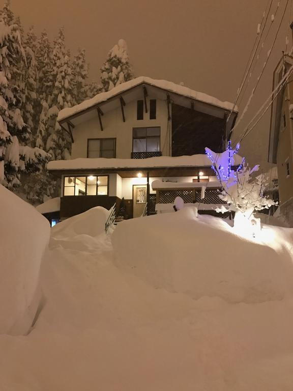 North Point Lodge Minamiuonuma Екстер'єр фото